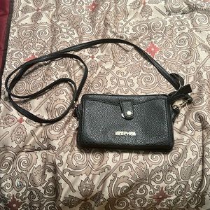 👜Kenneth Cole Reaction Crossbody